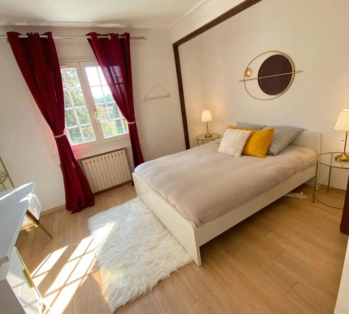 Holiday home Maison Avec Grand Jardin Et Piscine - Capacite 8 Personnes Carpentras France