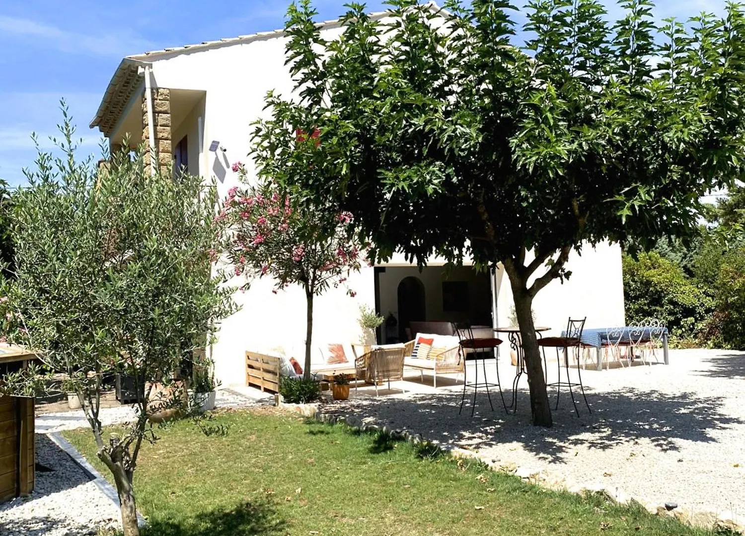 Maison Avec Grand Jardin Et Piscine - Capacite 8 Personnes Carpentras Hébergement de vacances